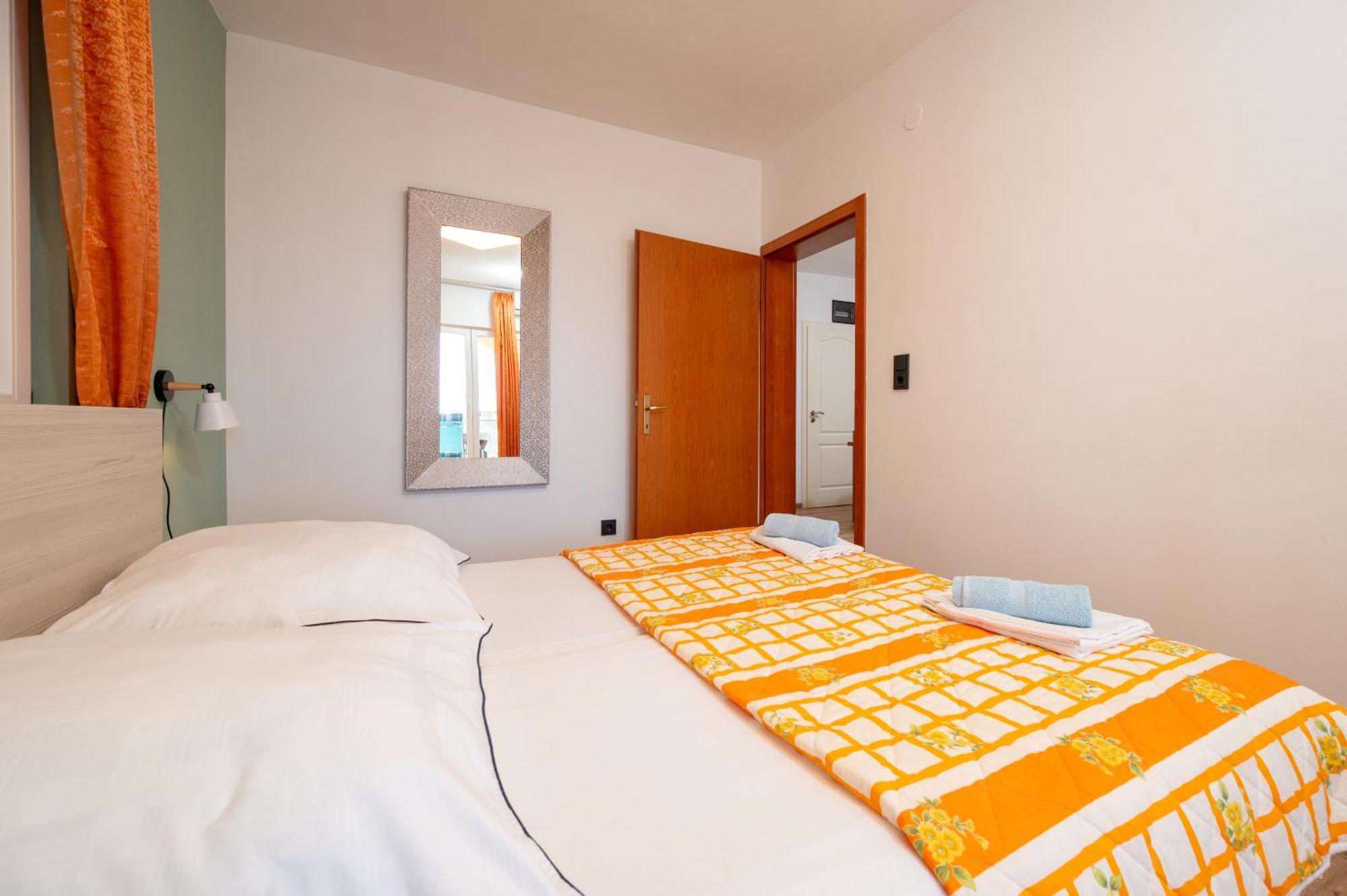 Apartments Zdravko Trogir Exterior photo