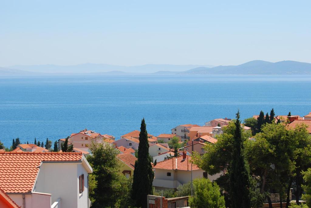 Apartments Zdravko Trogir Exterior photo